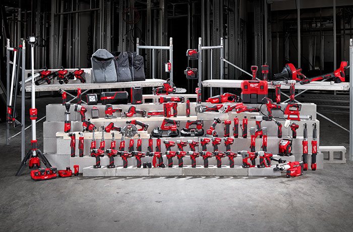 ÜKS SÜSTEEM, ROHKEM KUI 120 TÖÖRIISTA